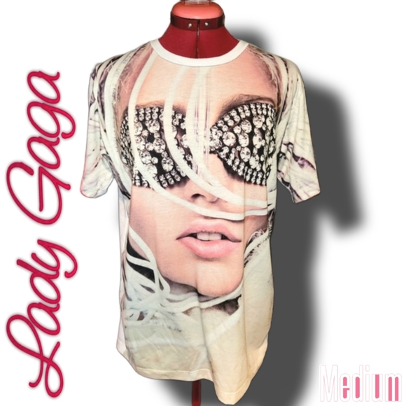 Lady Gaga Tee 🕶️ - Picture 1 of 8